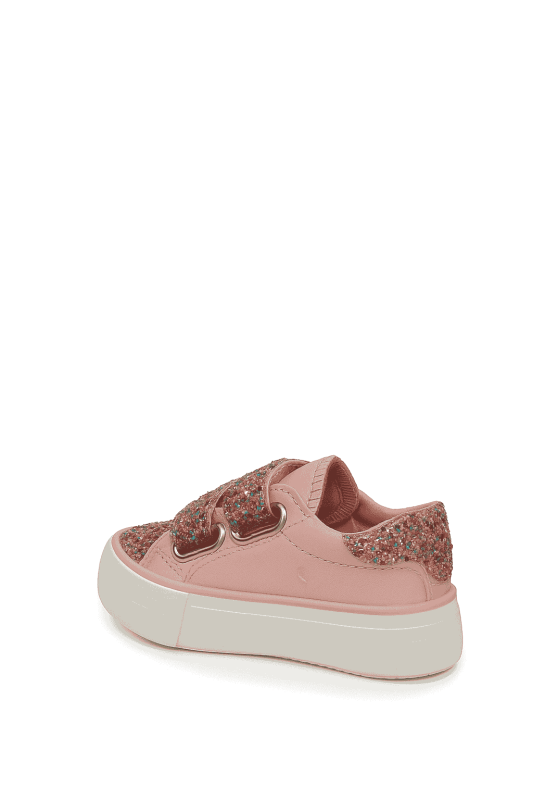 شوزات اطفالي بناتي