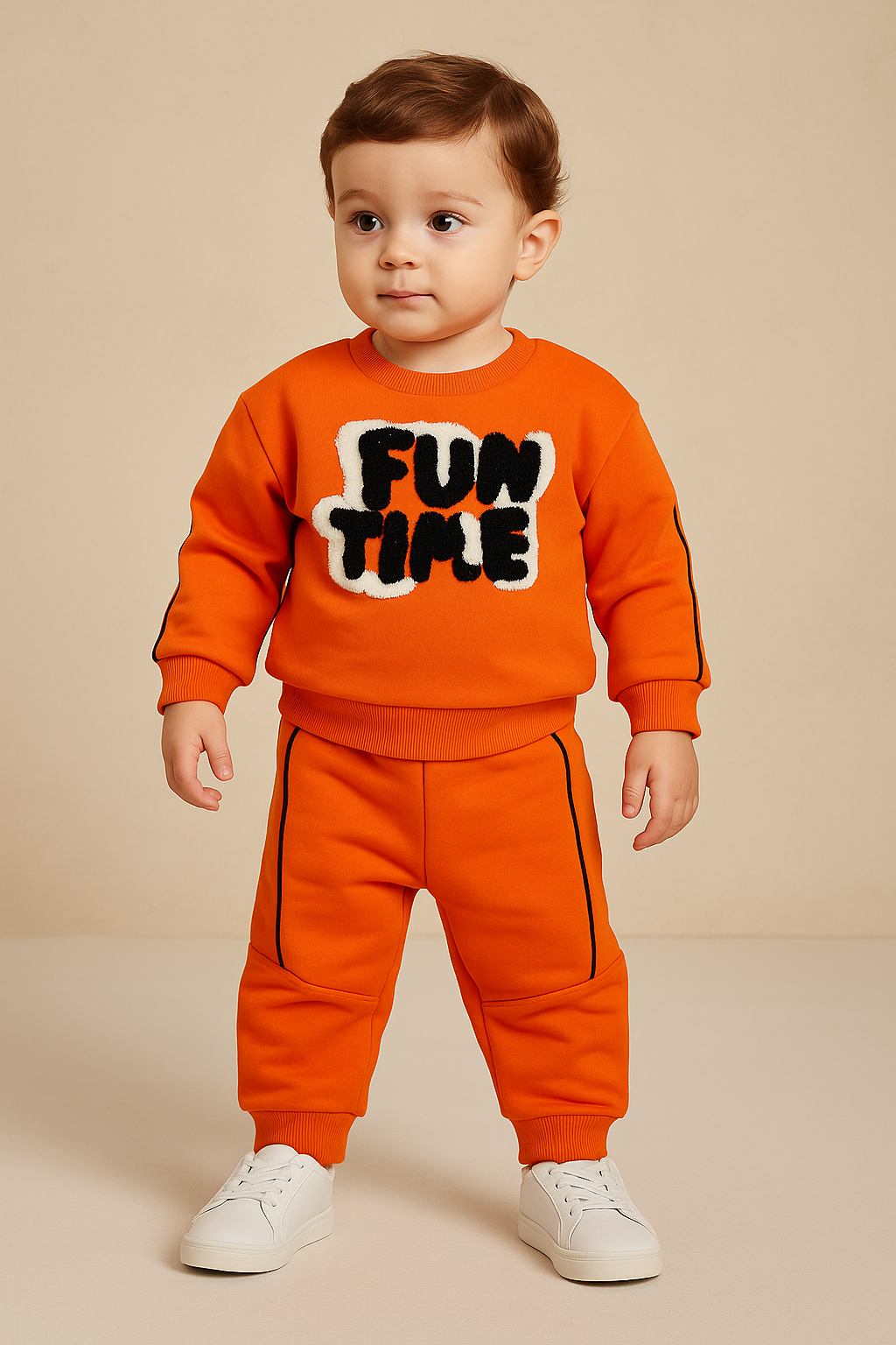 سويت شيرت +ينطلون من 9 ل 24    b105