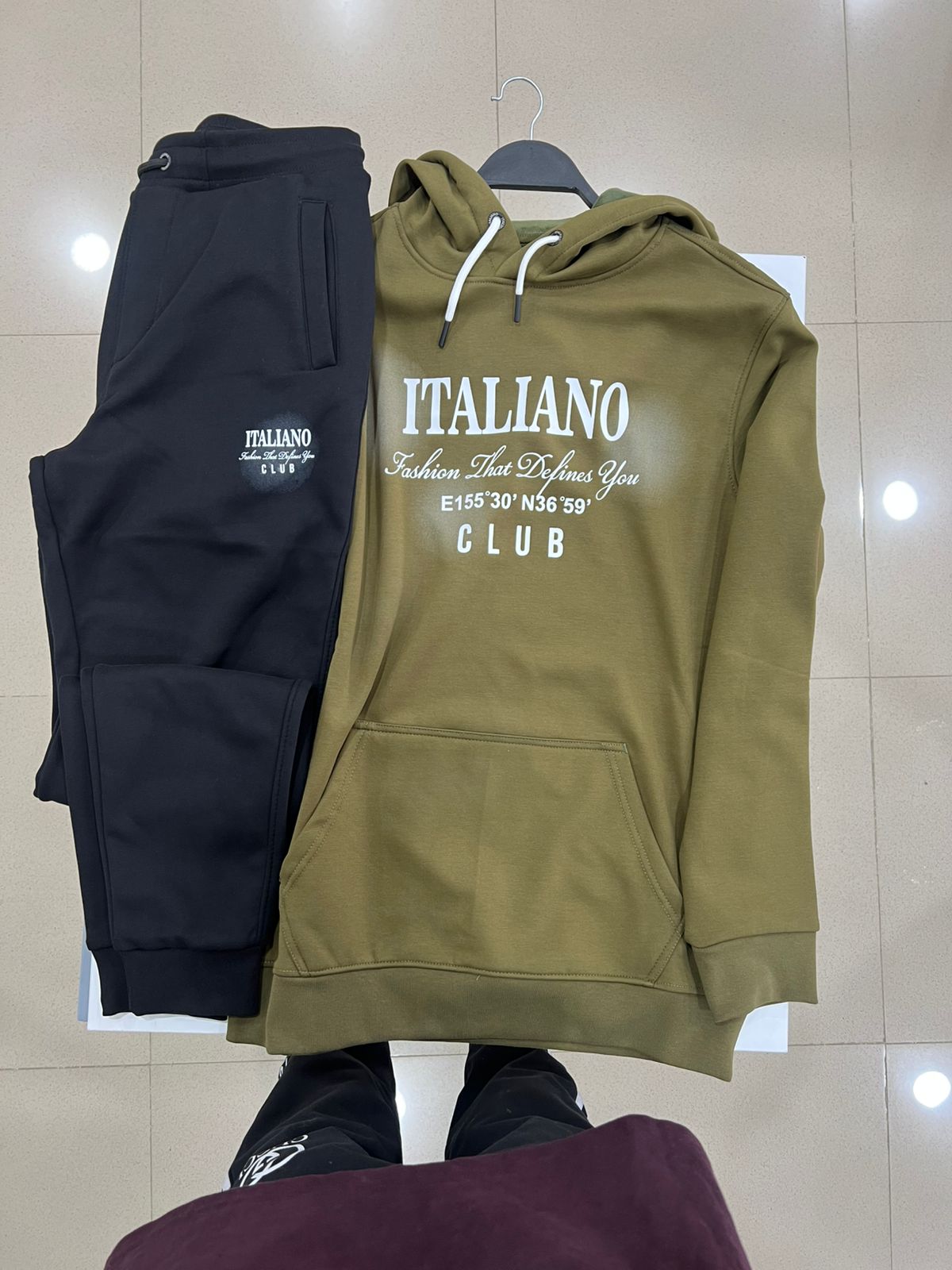 ترنج رجالى ايطاليانو كابيتشو 1603