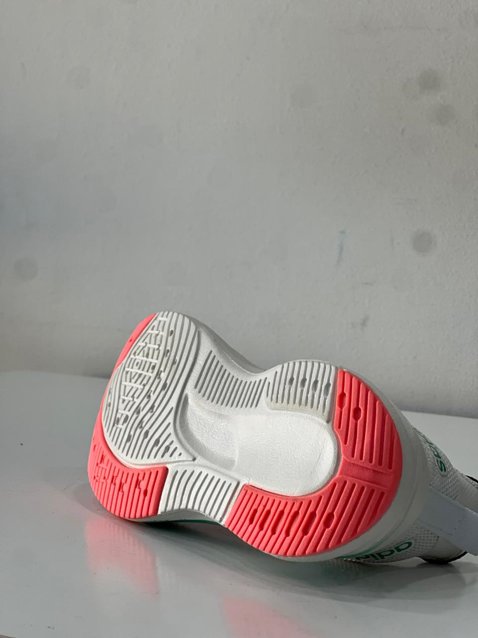 كوتشى اطفال مستورد فوركس